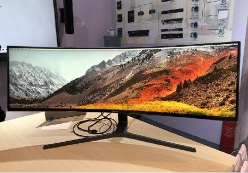 三星CJ89顯示器展現32:9超寬視野