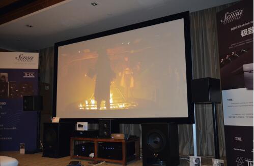 索尼VPL-HW49打造的專業家庭影院環境