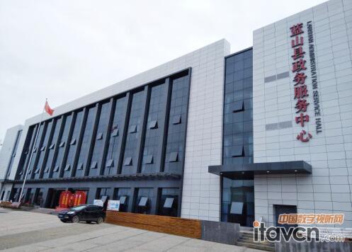 華平助力藍山縣“雪亮工程”綜治視聯(lián)網(wǎng)項目建設(shè)