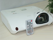 生動(dòng)晶彩 雅圖LX640W便攜短焦投影實(shí)測(cè)