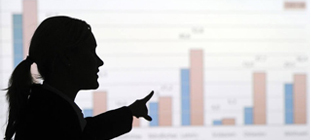 電子白板將遭投影機(jī)行業(yè)入侵?